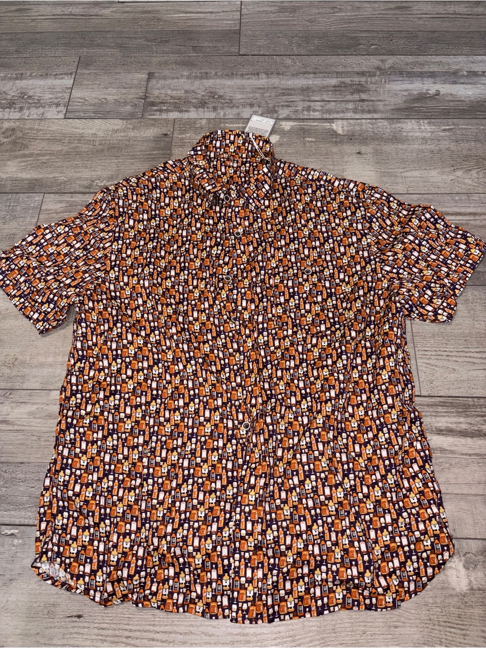 Short-Sleeve Button-Down Shirt in Orange and Navy Geometric Print